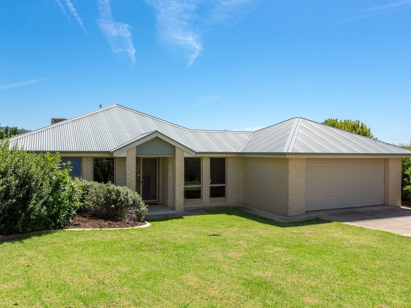 9 Namoi Street, Tatton NSW 2650