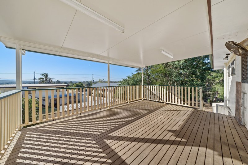 Photo - 9 Nanbaree Drive, Bray Park QLD 4500 - Image 2