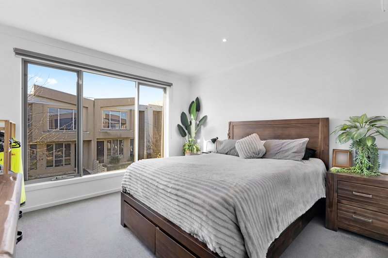 Photo - 9 Nanea Path, Cranbourne VIC 3977 - Image 10