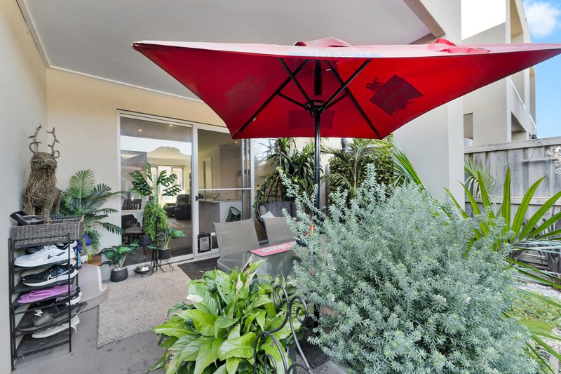 Photo - 9 Nanea Path, Cranbourne VIC 3977 - Image 12