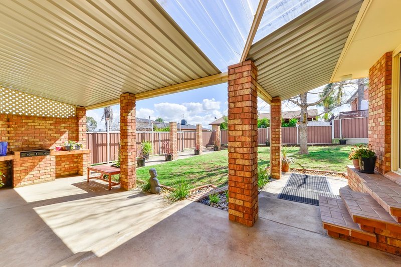 Photo - 9 Narine Close, Tamworth NSW 2340 - Image 17