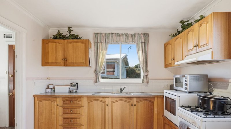 Photo - 9 Naroo Street, Waverley TAS 7250 - Image 2
