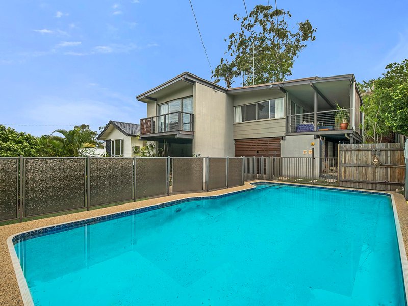 Photo - 9 Nealdon Street, Holland Park QLD 4121 - Image 10