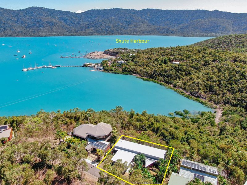 Photo - 9 Neerim Crescent, Shute Harbour QLD 4802 - Image 16