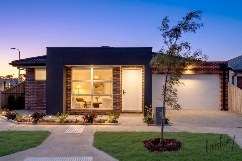 Photo - 9 Neon Way, Wollert VIC 3750 - Image 1