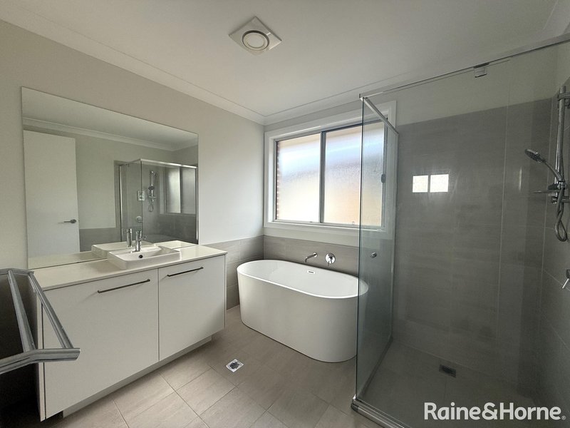 Photo - 9 Neville Street, Oran Park NSW 2570 - Image 9