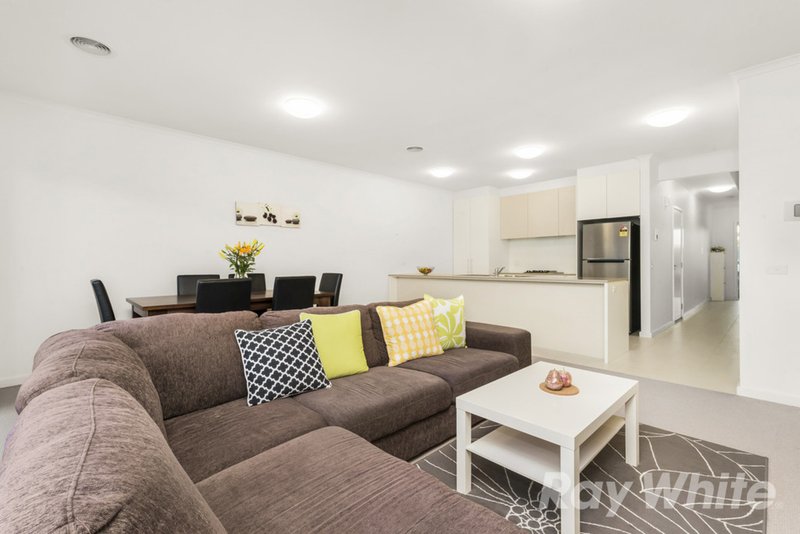 Photo - 9 Newcastle Drive, Mulgrave VIC 3170 - Image 5