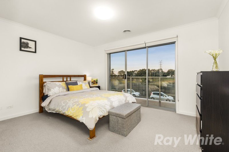 Photo - 9 Newcastle Drive, Mulgrave VIC 3170 - Image 6