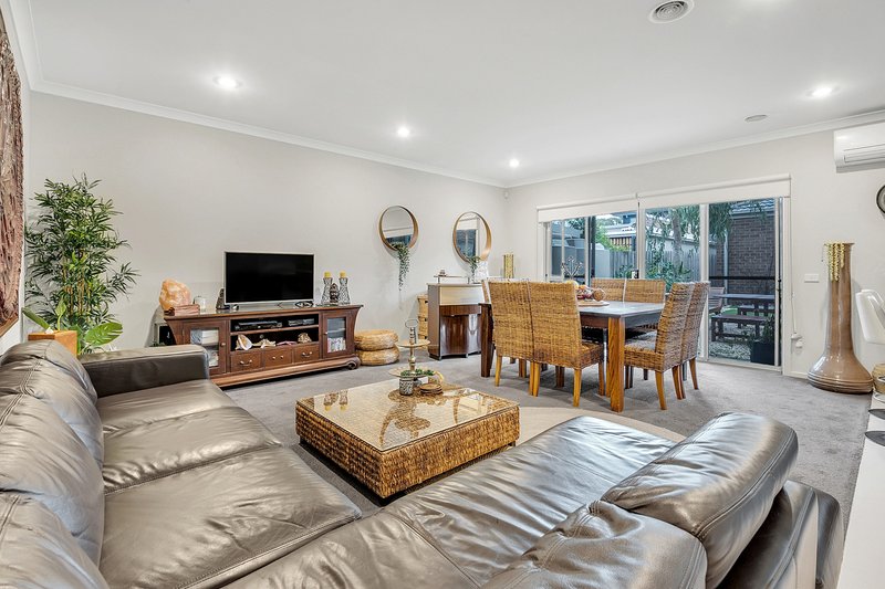 Photo - 9 Newland Walk, Mernda VIC 3754 - Image 7