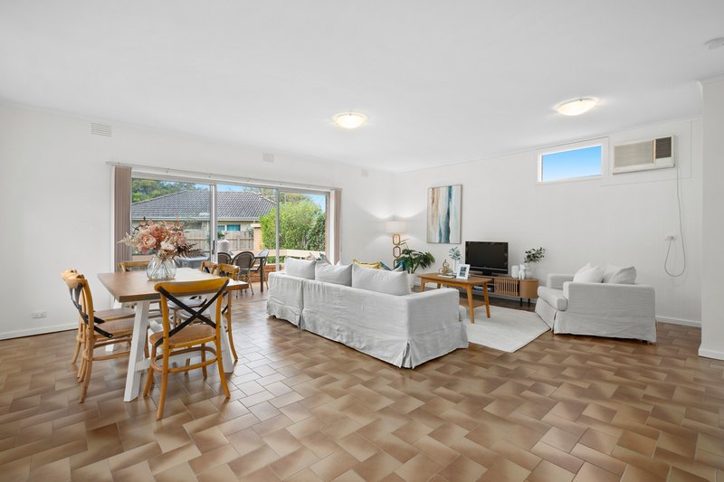 Photo - 9 Newry Street, Cheltenham VIC 3192 - Image 5