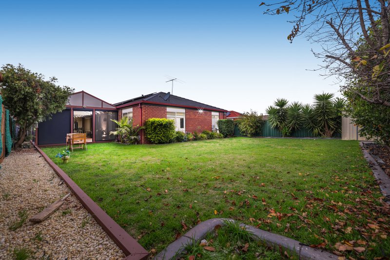 Photo - 9 Niewand Avenue, Burnside VIC 3023 - Image 19