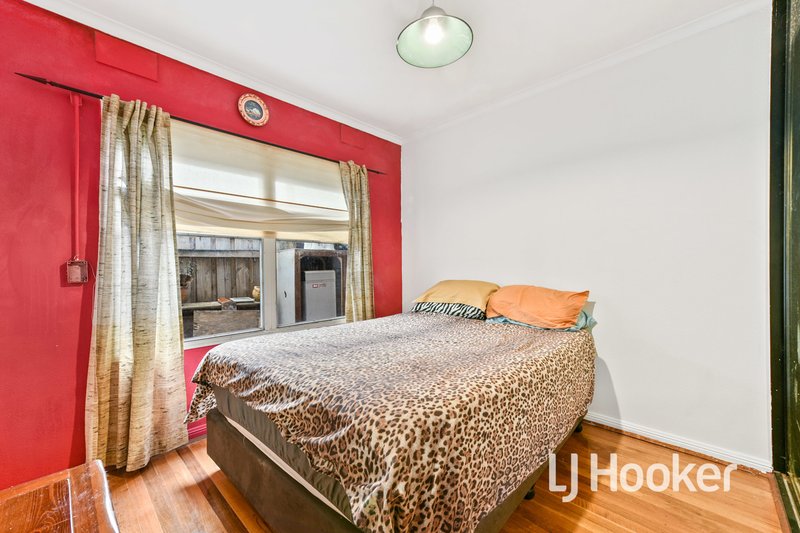 Photo - 9 Nigra Street, Doveton VIC 3177 - Image 10