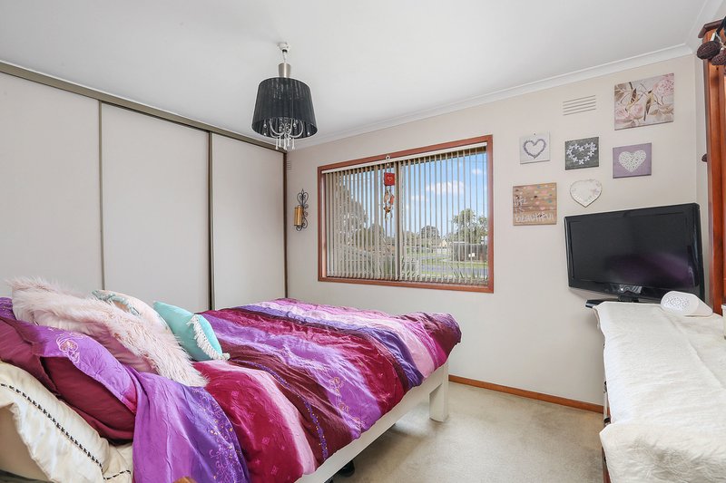 Photo - 9 Nixon Court, Corio VIC 3214 - Image 5