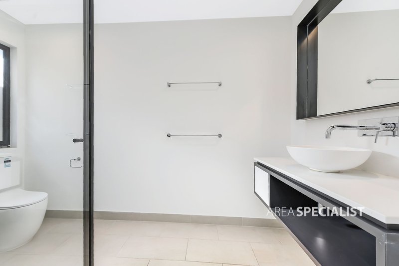 Photo - 9 Northumberland Drive, Keysborough VIC 3173 - Image 7