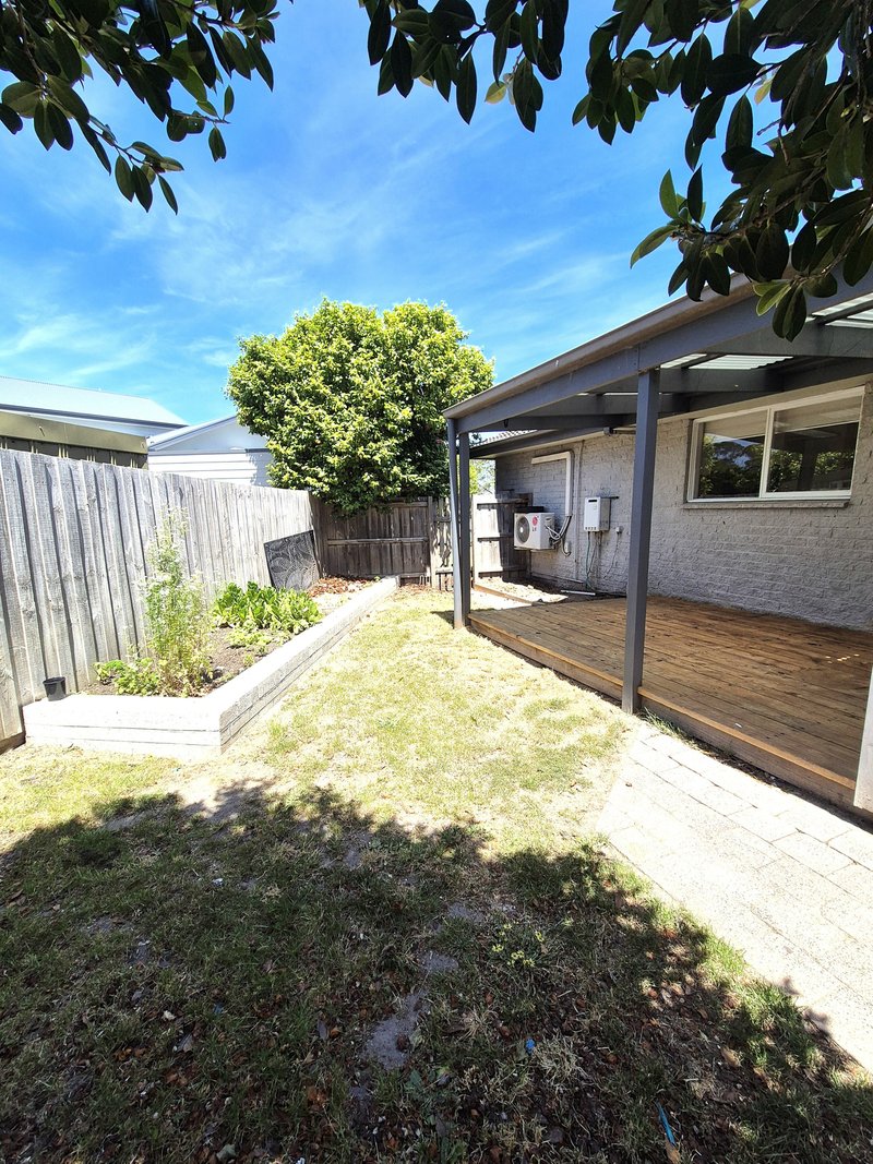 Photo - 9 Nowra Court, Mornington VIC 3931 - Image 2