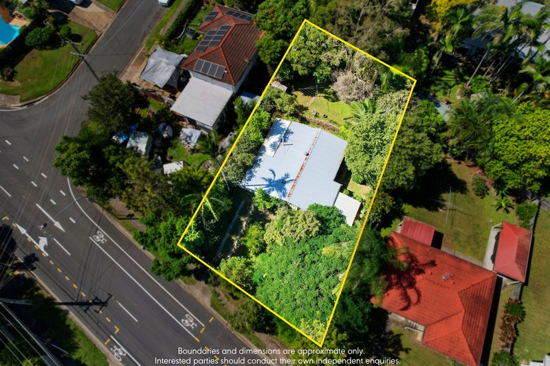 Photo - 9 Nyanza Street, Woodridge QLD 4114 - Image 8