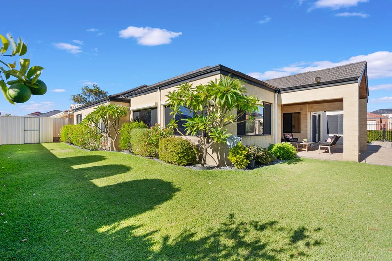 Photo - 9 Oakdene Drive, Madeley WA 6065 - Image 30