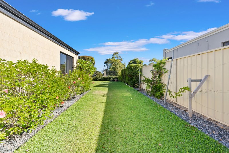 Photo - 9 Oakdene Drive, Madeley WA 6065 - Image 32