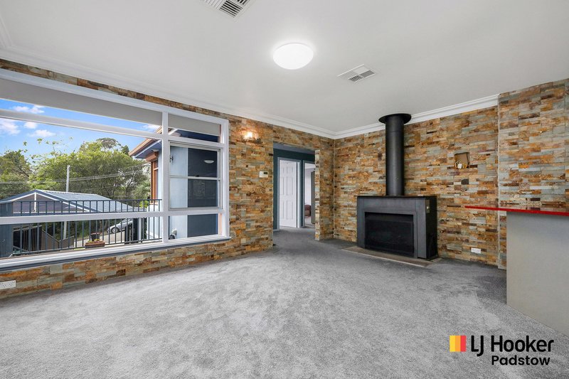 Photo - 9 Oatley Place, Padstow Heights NSW 2211 - Image 5