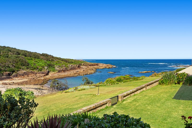 Photo - 9 Ocean Street, Fishermans Bay NSW 2316 - Image 5