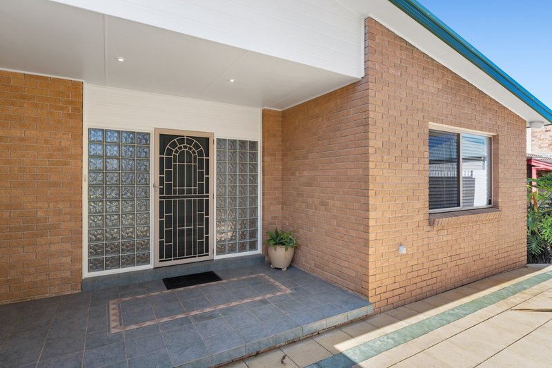 Photo - 9 Ocean Street, Fishermans Bay NSW 2316 - Image 14