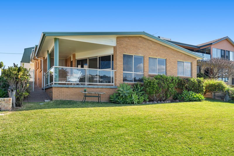 Photo - 9 Ocean Street, Fishermans Bay NSW 2316 - Image 15