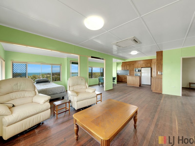 Photo - 9 Ocean Street, Tannum Sands QLD 4680 - Image 7