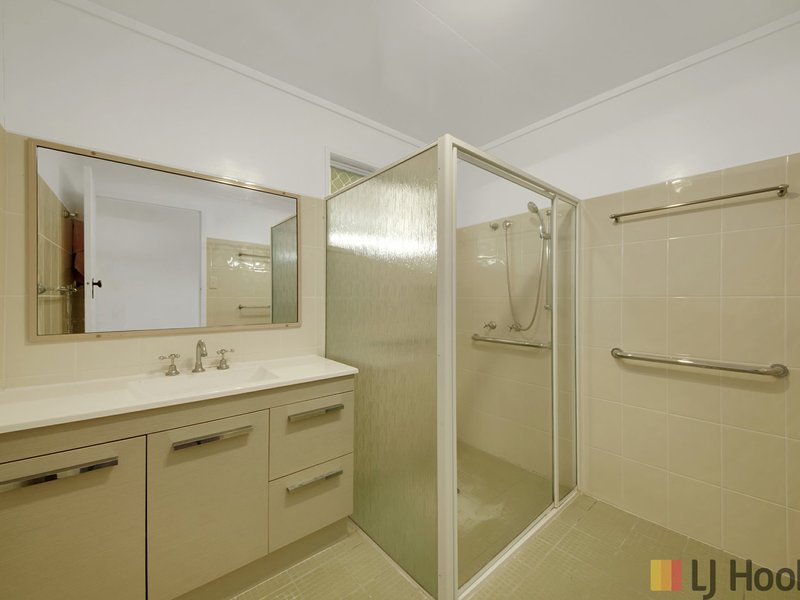 Photo - 9 Ocean Street, Tannum Sands QLD 4680 - Image 13