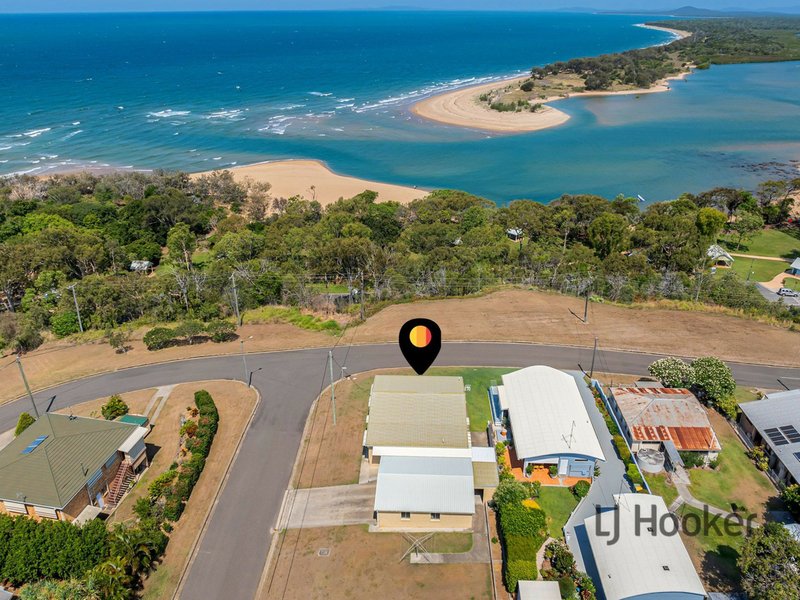 Photo - 9 Ocean Street, Tannum Sands QLD 4680 - Image 14