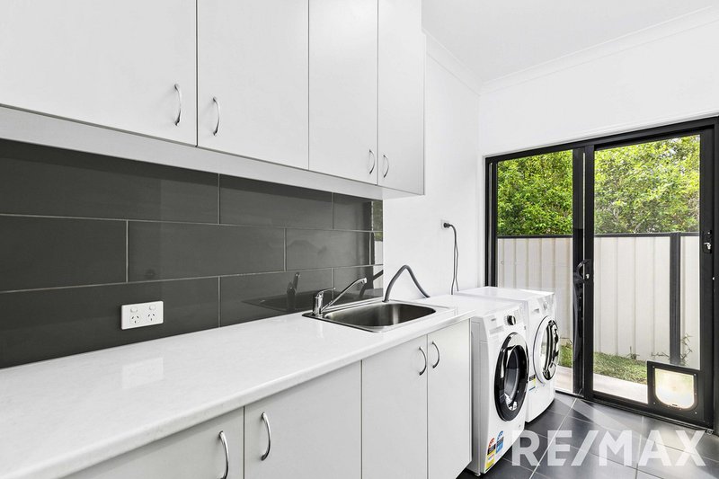 Photo - 9 Oceanfront Court, Urangan QLD 4655 - Image 15