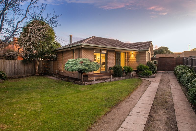 9 O'Connor Road, Knoxfield VIC 3180