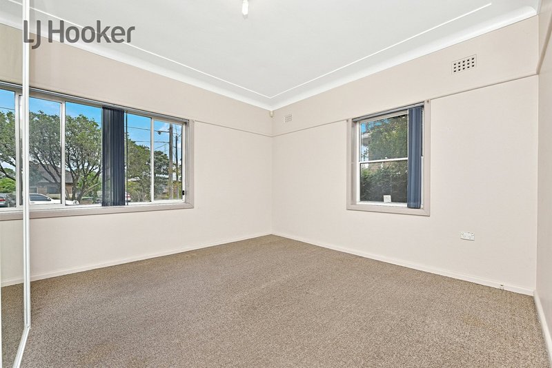 Photo - 9 O'Hagon Street, Chester Hill NSW 2162 - Image 3