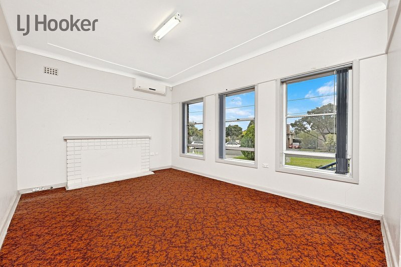 Photo - 9 O'Hagon Street, Chester Hill NSW 2162 - Image 5