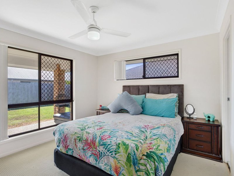 Photo - 9 Olivine Court, Rothwell QLD 4022 - Image 8