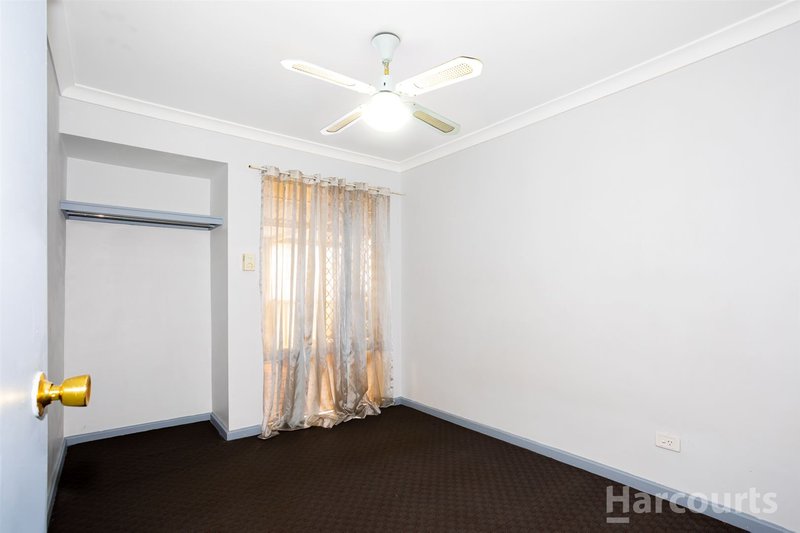 Photo - 9 Ombersley Way, Coodanup WA 6210 - Image 13