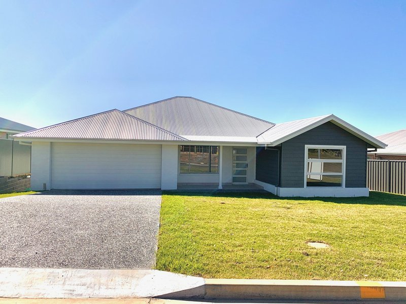 9 Ondaroo Crest, Old Bar NSW 2430