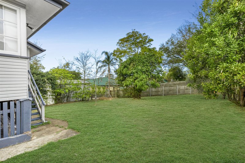 Photo - 9 Opal Street, Holland Park QLD 4121 - Image 8