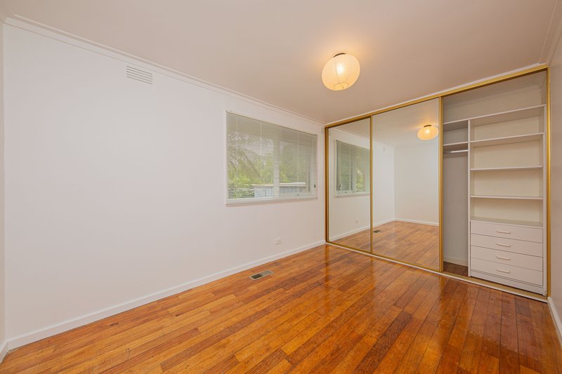 Photo - 9 Orloff Court, Burwood East VIC 3151 - Image 6