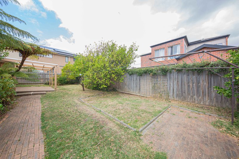 Photo - 9 Orloff Court, Burwood East VIC 3151 - Image 9