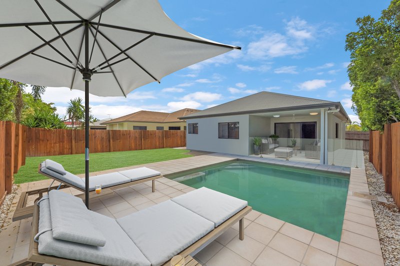 Photo - 9 Osterlund Place, Burdell QLD 4818 - Image 2