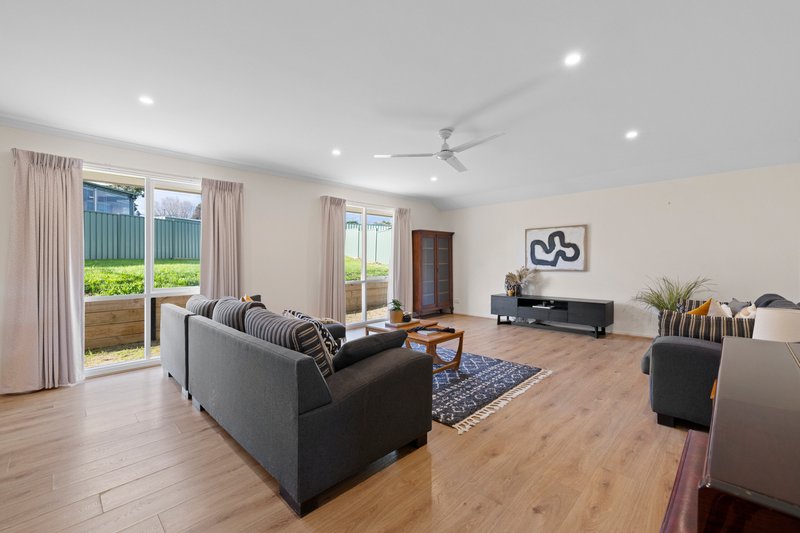 Photo - 9 Outlook Court, Ferntree Gully VIC 3156 - Image 5