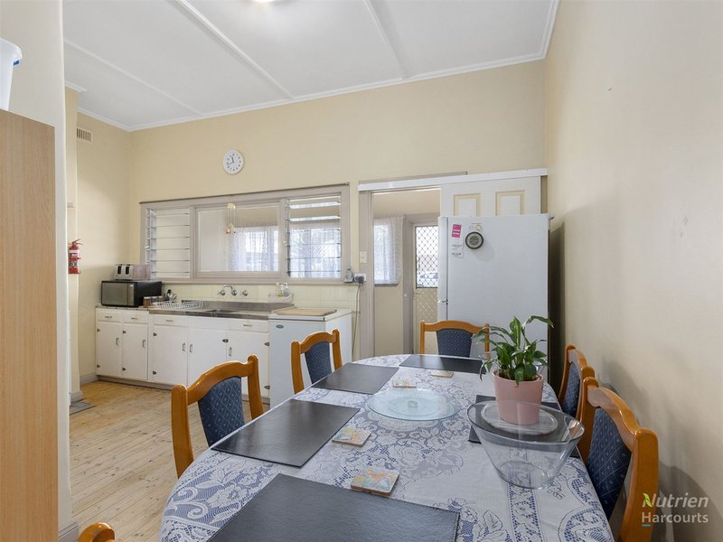 Photo - 9 Oval Avenue, Warooka SA 5577 - Image 7