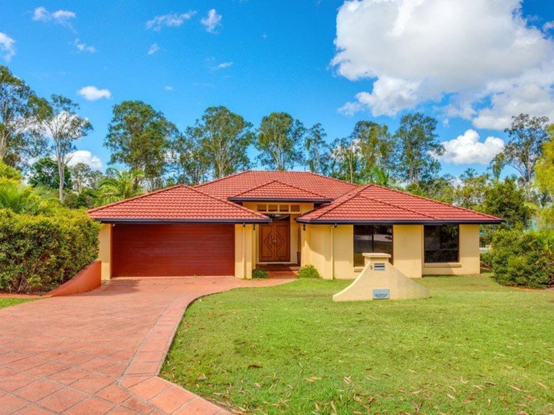 9 Oxford Court, Southside QLD 4570