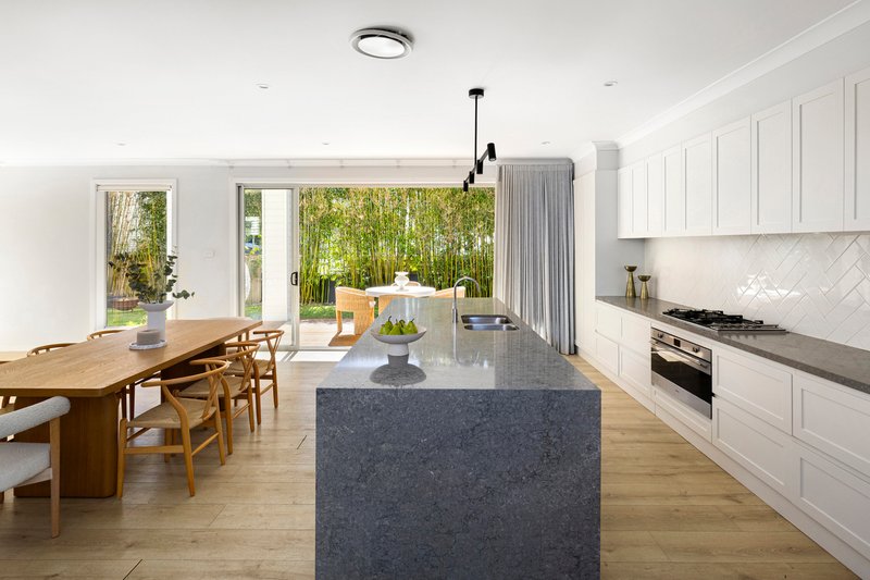 Photo - 9 Ozone Parade, Dee Why NSW 2099 - Image 7