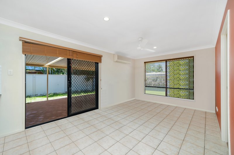 Photo - 9 Paladin Place, Bald Hills QLD 4036 - Image 5