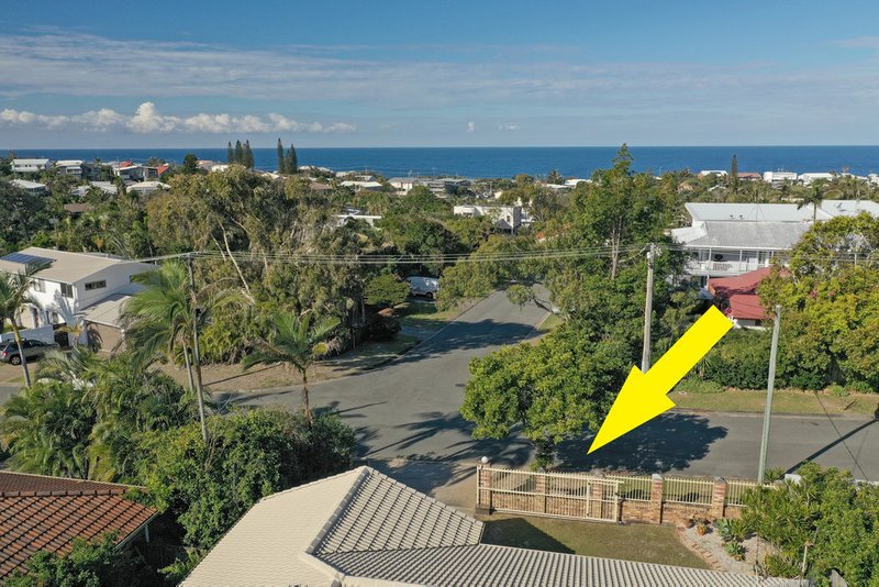 Photo - 9 Paluma Street, Sunrise Beach QLD 4567 - Image 6