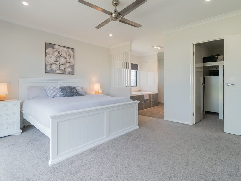 Photo - 9 Pandanus Court, Regents Park QLD 4118 - Image 8