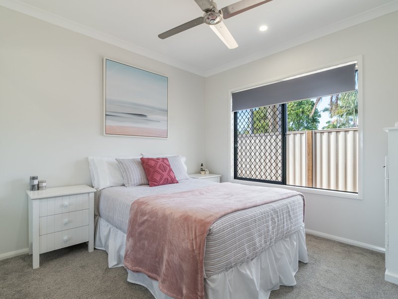 Photo - 9 Pandanus Court, Regents Park QLD 4118 - Image 12