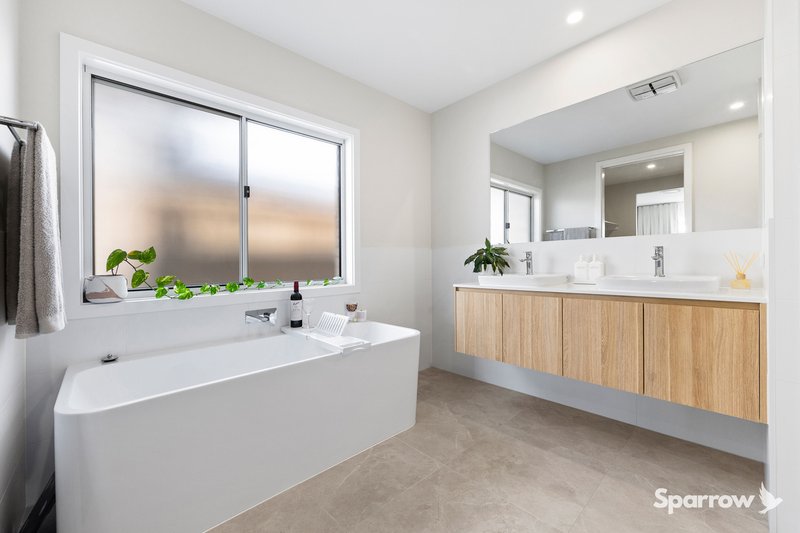 Photo - 9 Panorama Place, Bahrs Scrub QLD 4207 - Image 13