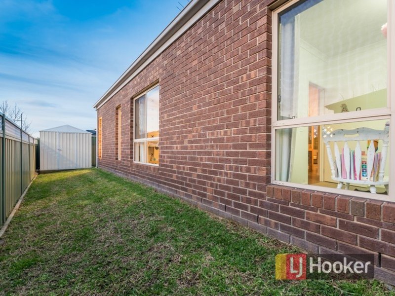 Photo - 9 Park Orchard Drive, Pakenham VIC 3810 - Image 15